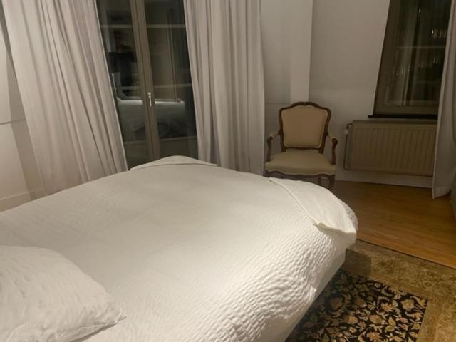 Duplex dernier étage avec terasse à deux pas de la grand place Bruxelles Esterno foto