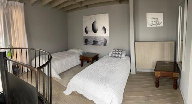 Duplex dernier étage avec terasse à deux pas de la grand place Bruxelles Esterno foto