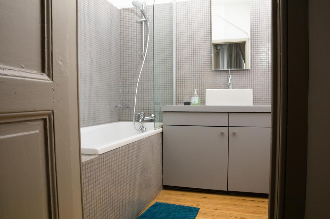 Duplex dernier étage avec terasse à deux pas de la grand place Bruxelles Esterno foto