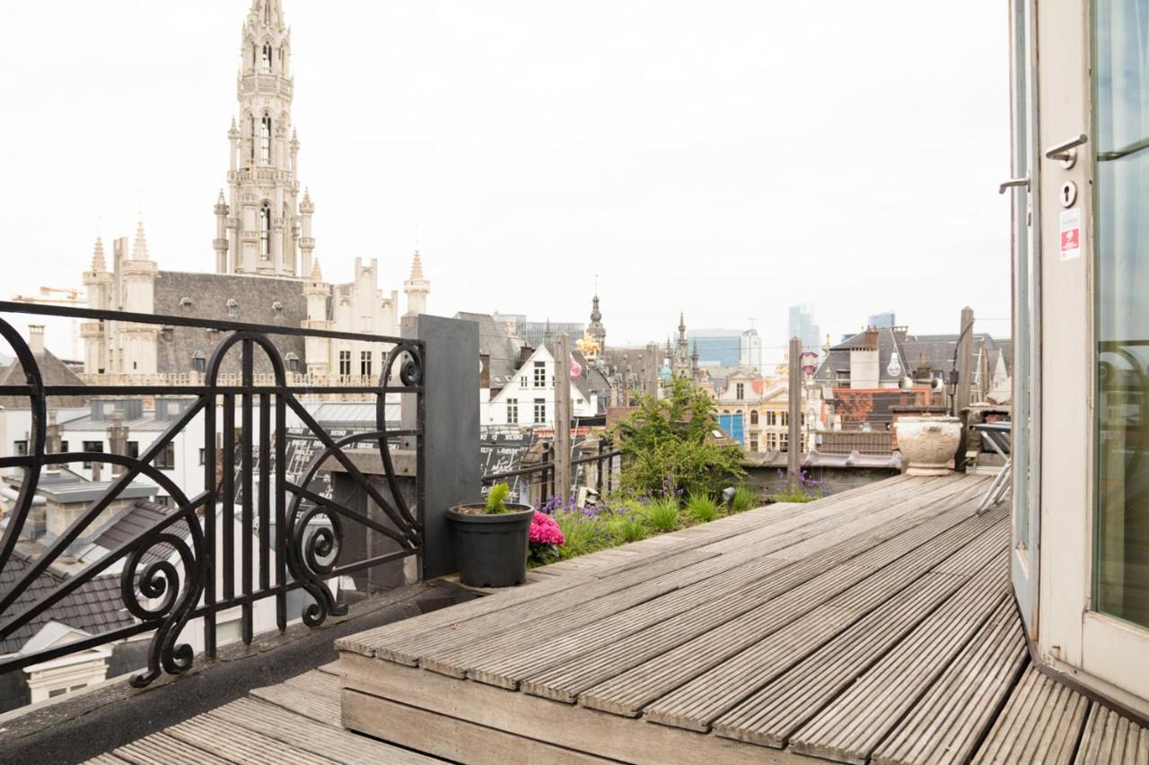 Duplex dernier étage avec terasse à deux pas de la grand place Bruxelles Esterno foto
